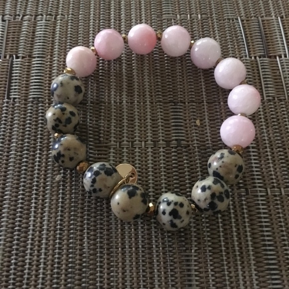 🎉4XHP🎉1/2 Dalmatian&1/2 Baby Pink Quartz Bracelet - Picture 2 of 4